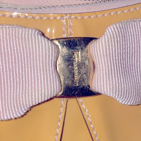 Down from $875 for tonight only!🎉Salvatore Ferragamo Yellow Patent Leather Bag - Picture 3 of 5